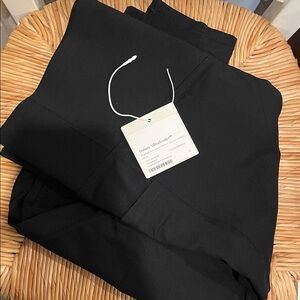 Halara brand new Black leggings with side pockets Pants